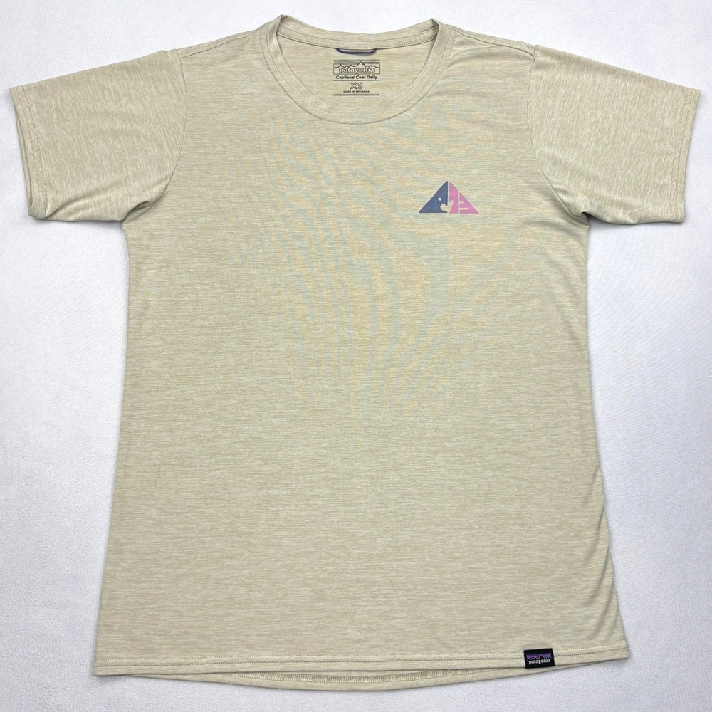 Patagonia Shirt Womens XS Tan Capilene Cool Daily Graphic Short Sleeve Tee 45390